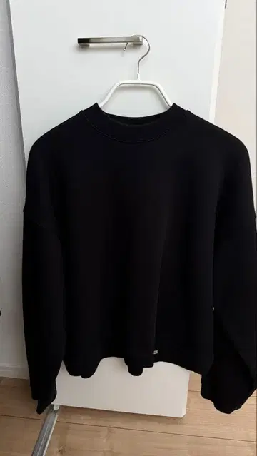 Represent Initial Boxy Sweater Black xxs