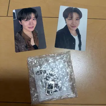 BTS ARIRANG j-hope 트레이딩 카드 키링
