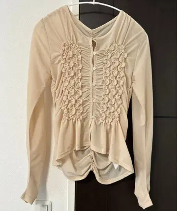 Ray BEAMS 셔링 개더 가디건 26SS
