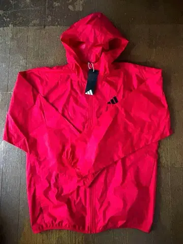 미사용 새상품 택 포함 아디다스 adidas 바람막이 레드 새상품