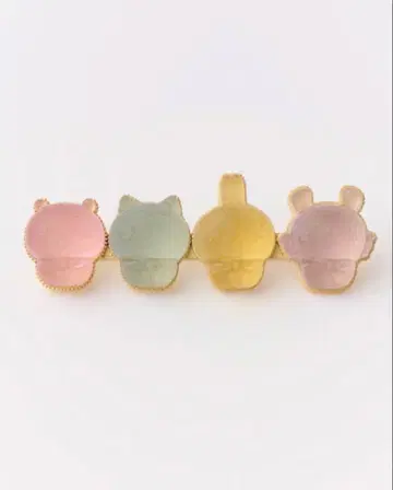 치이카와 Q-pot. 파트 드 푸르위 브로치 모두