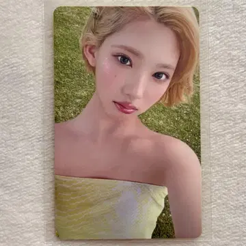 hearts2hearts 지우 트레이딩 카드 HMV 럭키 드로우