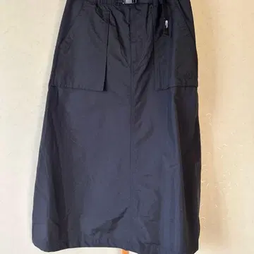 미사용 새상품 THE NORTH FACE 롱 스커트 블랙
