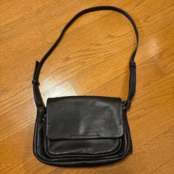 ZARA 숄더백 새상품급