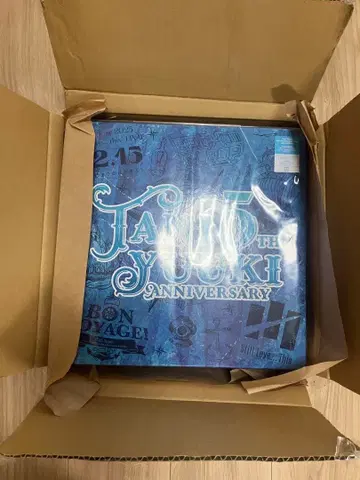 Tani Yuuki 5th Anniversary box