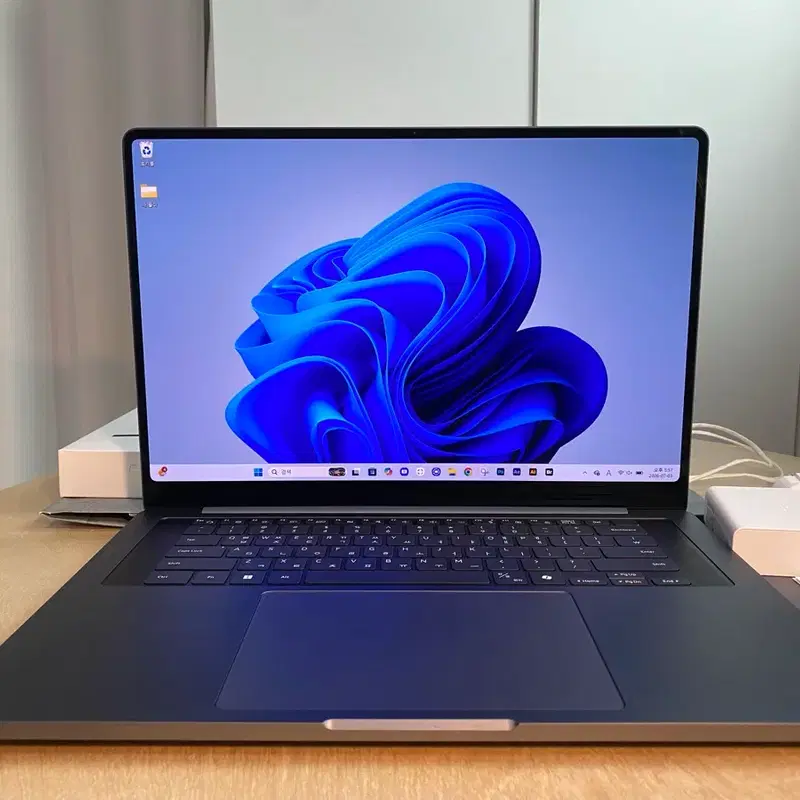 갤럭시북6 울트라 Ultra7 32GB RTX5060 1TB 일주일사용
