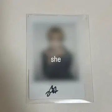 idntt 성준 사인 폴라로이드