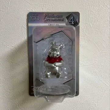 Disney 100 Platinum Ornament 2023 곰돌이 푸