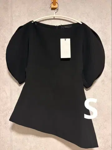 ZARA ZW 컬렉션 퍼프 슬리브 상의 S