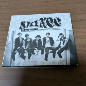SHINee 1집 The SHINee World (B 버전)(한국반)