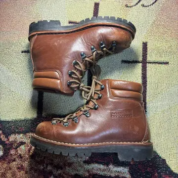 Kathmandu Vintage Leather Hiking Boots