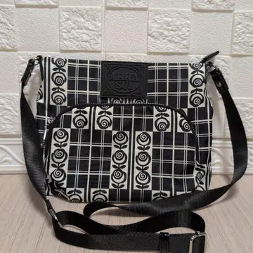 ANNA SUI 안나수이 저니 숄더백 경량 나일론