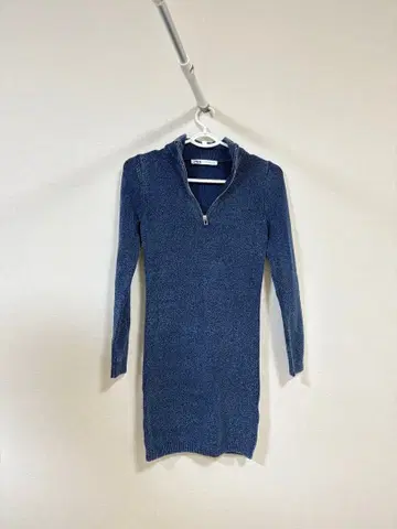 [ ZARA ] 하프 지퍼 니트 원피스