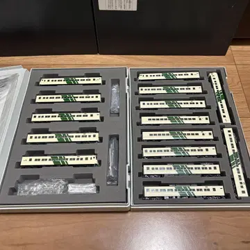 TOMIX 98303, 98304, 98305 185계