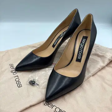 컨디션 최상 세르지오로시 SergioRossi 블랙 펌프스 스틸레토