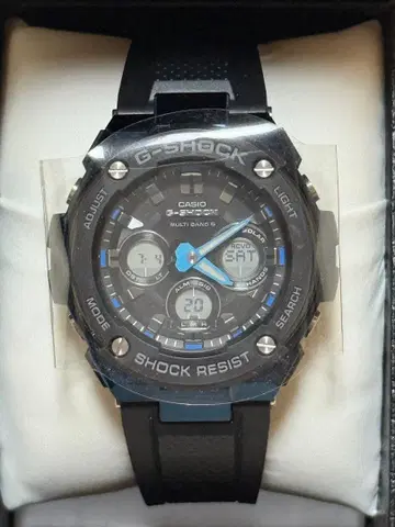 미사용 G-SHOCK GST-W300G-1A2JF 솔라 전파 시계