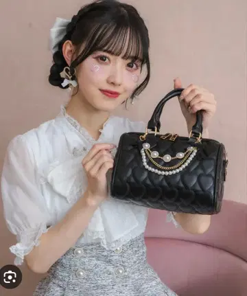 하트 퀼팅 체인 BAG ROJITA