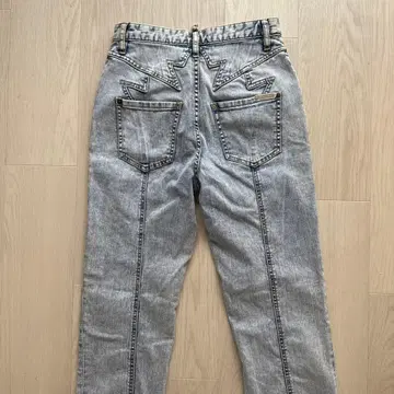 DSQUARED2 케미컬 워시 데님 팬츠 스타 별 자수