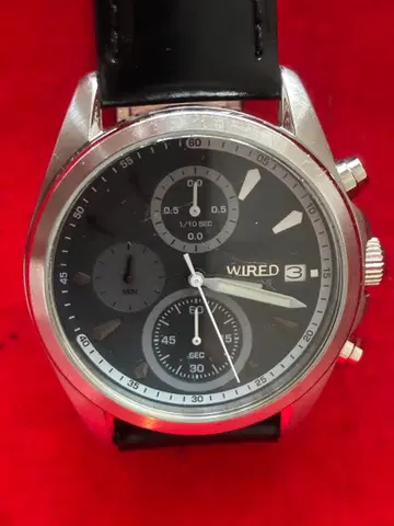 WIRED BEAMS 콜라보 크로노그래프 손목시계 본체