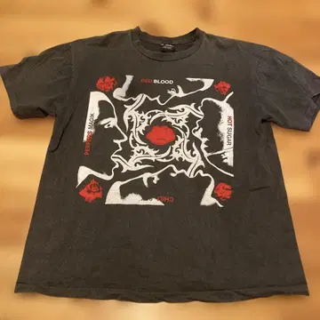 Red Hot Chili Peppers 티셔츠 Giant XL