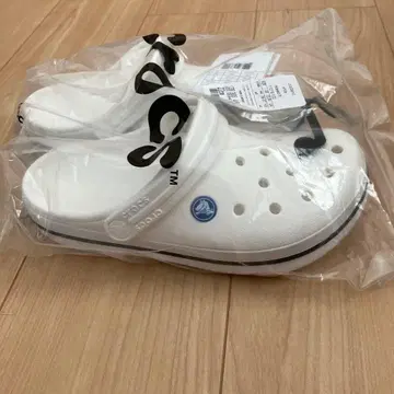 새상품 Crocs Crocband 화이트 22cm 클로그
