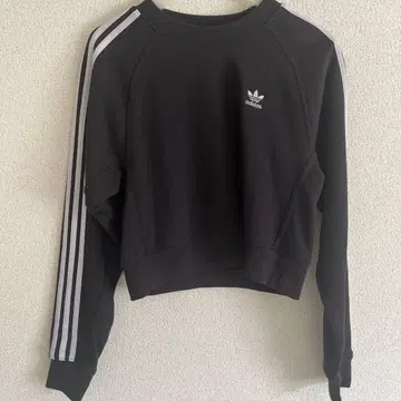 adidas Originals 크루넥 맨투맨 블랙