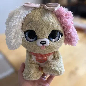 강아지 봉제 인형 핑크와 화이트 귀 리본 포함