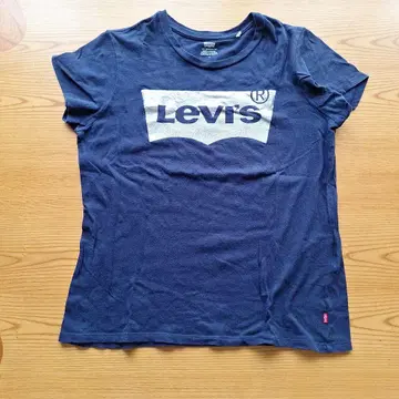 Levi's 여성용 T셔츠