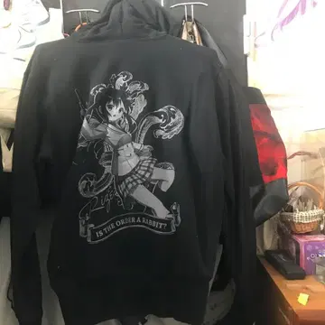 주문은 토끼입니까? 리제 집업 후드티