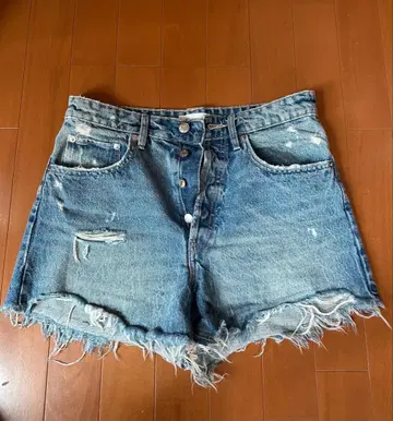 [새상품급] ZARA 데미지 데님 숏팬츠 EUR38