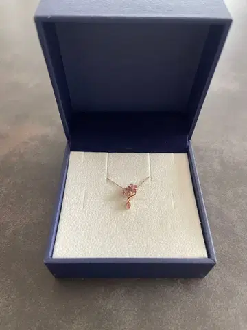 새상품급 반돔 아오야마 목걸이