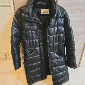 MONCLER 다운 자켓 블랙 M 사이즈