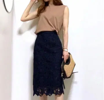 애로우즈, 이에나, 로페 팬에게 메틀리제 플라워 자카드 스커트