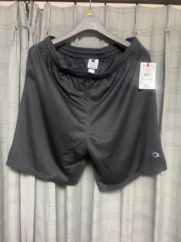 Champion 9 Inch Classic Mesh Short XL