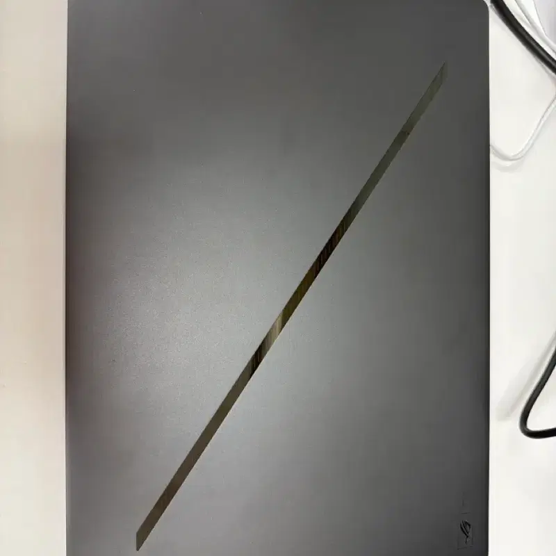 Asus rog Zephyrus G16 GU605CP