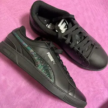 PUMA 비키V3 윈터 원더랜드 블랙 새상품 23.5
