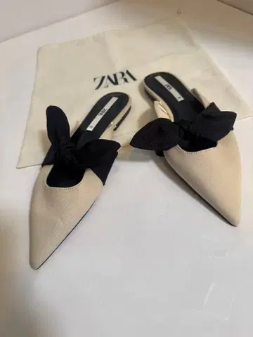 미사용 새상품 ZARA 리본 뮬 펌프스 38 베이지 블랙