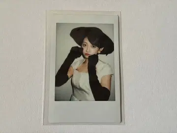 CUTIE STREET 생탄 의상 폴라로이드 이타쿠라 카나