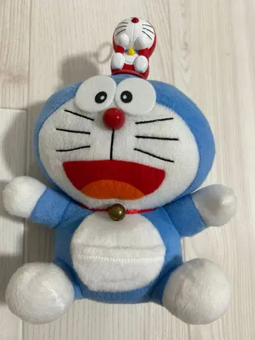 도라에몽 봉제 인형 누르면 말하는