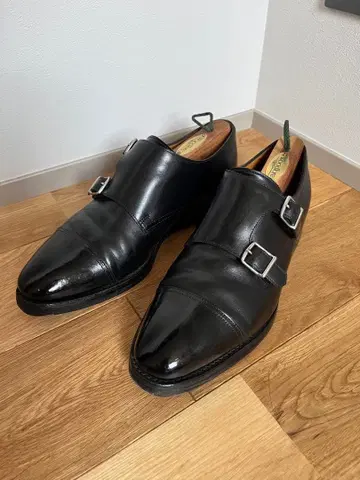 JOHN LOBB WILLIAM 6E