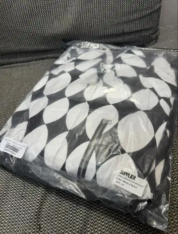 (SUPPLIER) 서플라이어 다이아몬드 패턴 재킷