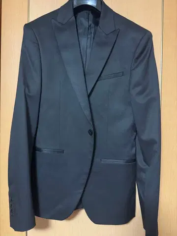 ZARA MAN 블랙 포멀 자켓
