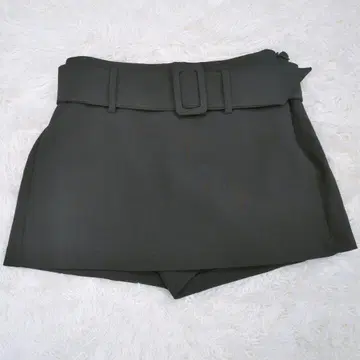 택 포함 새상품 ZARA 자라 벨트 치마바지 숏팬츠 블랙 S