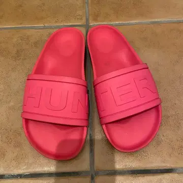 HUNTER 샤워 샌들 핑크
