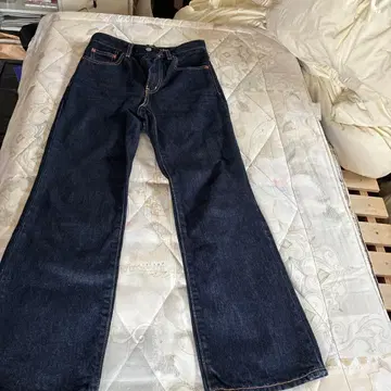 Levi's Premium Math Club Flare Jeans 24