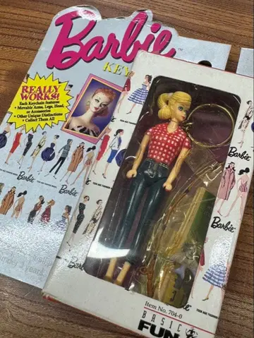 90년대 1995년 바비 피규어 키링 피크닉 바비