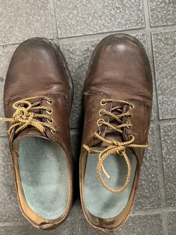 닥터 마틴 영국제 가죽 신발 브라운