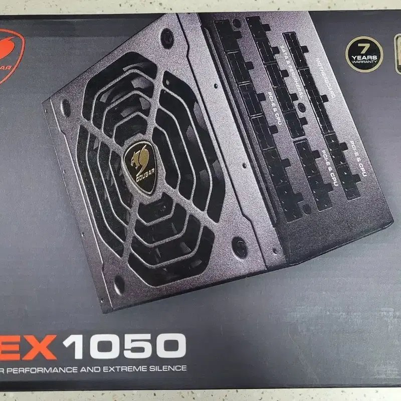 COUGAR GEX 1050 80PLUS골드 풀모듈러
