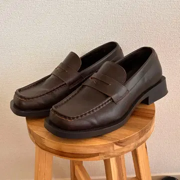 [ 최종 가격 ] ZARA 로퍼 브라운 27.0cm