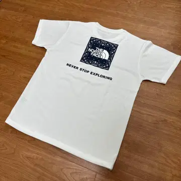 THE NORTH FACE 반다나 패턴 T셔츠 화이트